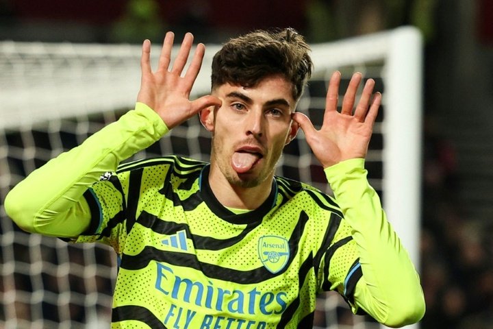 Havertz leads Arsenal to the top