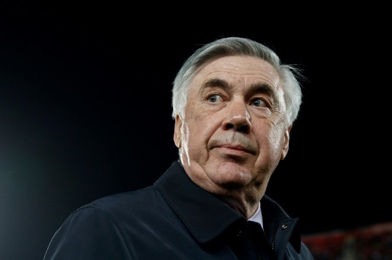 ï»¿Ancelotti within the spotlight as wounded Real Madrid tackle Chelsea