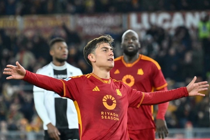 Dybala shoots Roma fifth as Juventus await leaders Inter