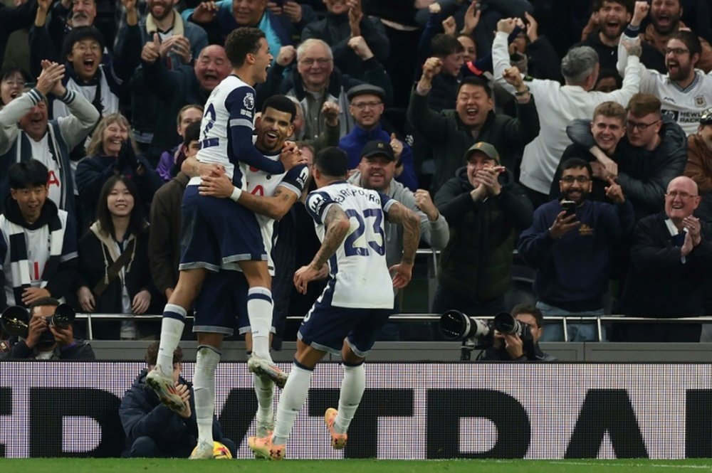 Solanke scored twice as Tottenham beat Aston Villa 4-1. AFP