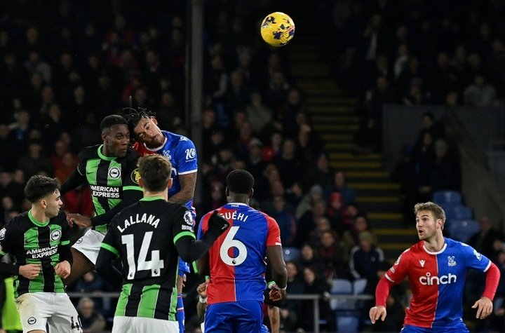Welbeck snatches a point for Brighton at Crystal Palace