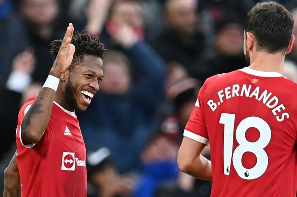 Fred (L) scored the only goal as Man Utd won Ralf Rangnick's first game in charge. AFP