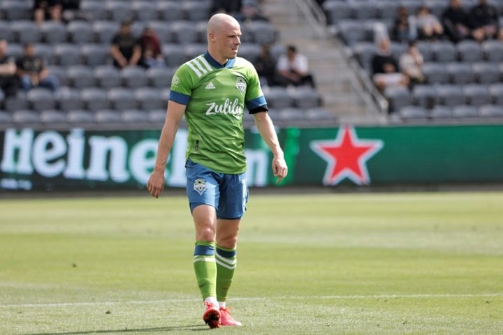 Aussie defender Smith goes from Seattle to DC in MLS deal