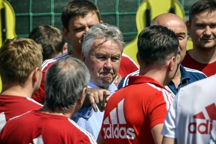 Hiddink appointed coach of minnows Curacao