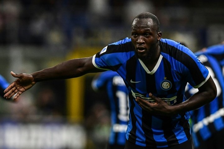 Lukaku scores on debut as Conte's Inter reign starts in style