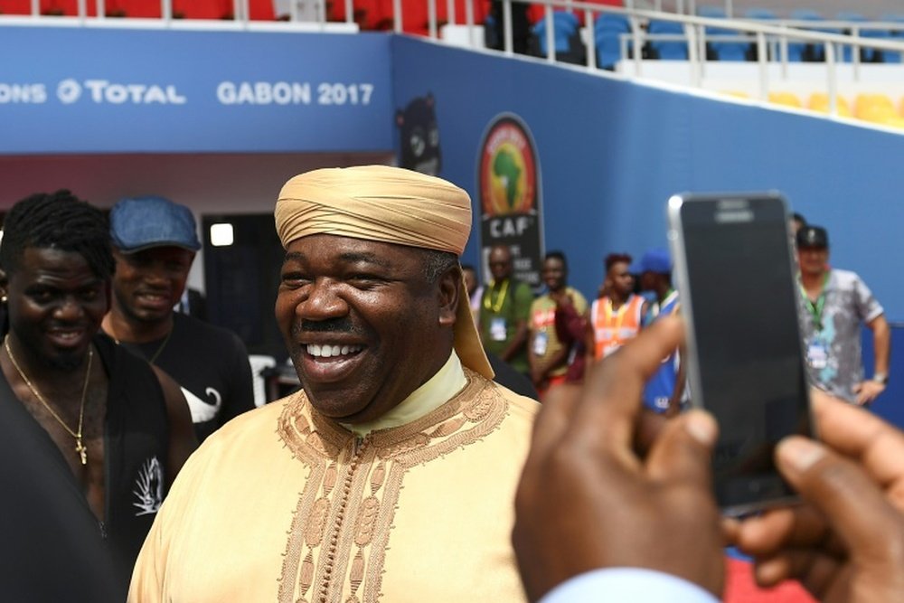 President of Gabon, Ali Bongo Ondimba, visits the Stade de lAmitie Sino-gabonaise Stadium in Libreville on January 13, 2017, on the eve of the opening game of the 2017 Africa Cup of Nations, Gabon vs Guinea Bissau