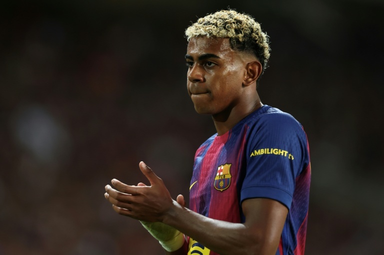 Yamal retorna e impulsiona o Barcelona antes do Clásico
