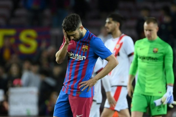 Barca wobble continues as Rayo win puts Real Madrid on brink of title