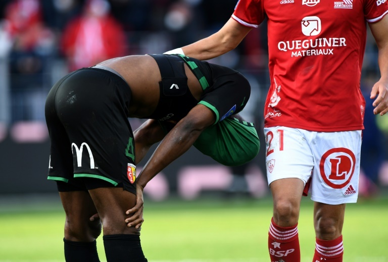 ï»¿Lens thrashed with the aid of Brest and leave out threat to take 2nd
