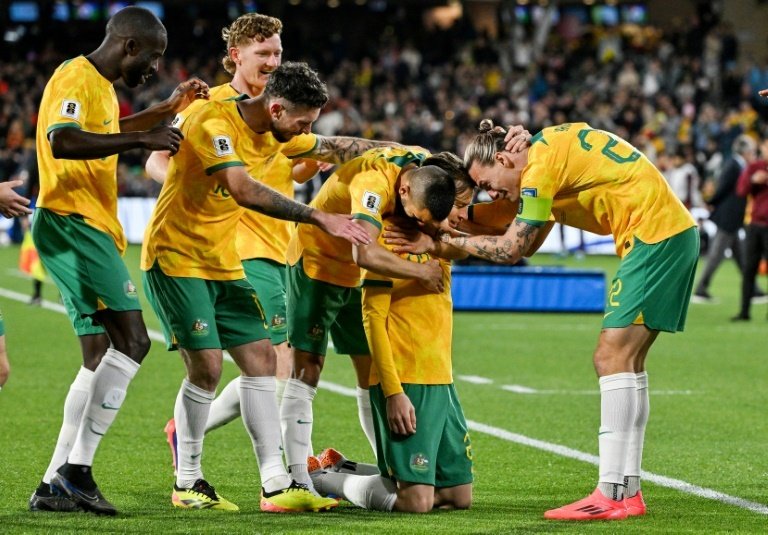 Australia beat China 3-1 to resurrect World Cup campaign