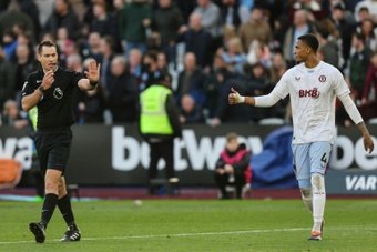 Aston Villa escaped with a 1-1 draw at West Ham on Sunday after the hosts were denied a stoppage-time winner by a prolonged VAR check.