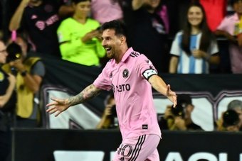 Lionel Messi made a Hollywood start to his American adventure, scoring a last-second winner with a curling free-kick in his debut game for Inter Miami on Friday.