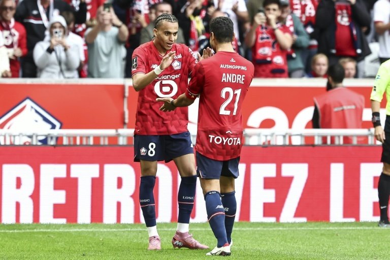 Ethan Mbappe (a sinistra) ha segnato il gol vittoria nel finale per il Lille contro il Toulouse. AFP