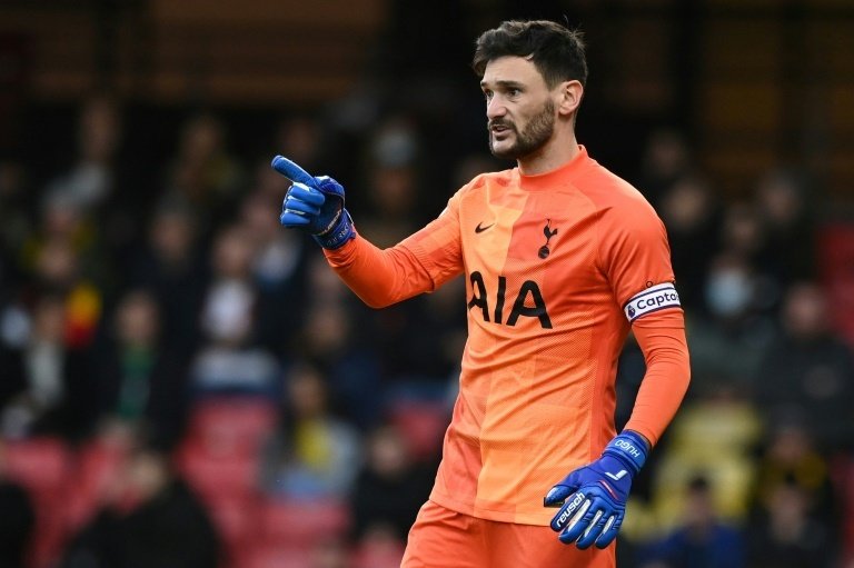 Hugo Lloris admits Spurs are 'a mess' as humiliated keeper