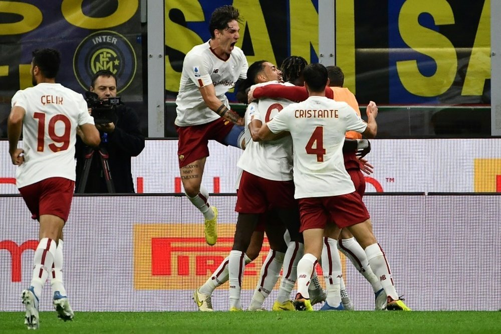 Roma's Smalling piles misery on struggling Inter, Napoli strengthen lead. AFP
