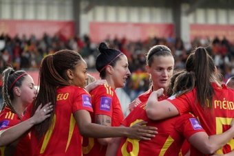 World champions Spain roared back from a goal down in Burgos on Tuesday to beat Czech Republic 3-1 in Euro 2025 qualifying, while 10-women France secured another single-goal victory against Sweden.