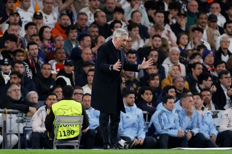 Ancelotti et le Real Madrid évoqueront l'avenir de l'entraîneur italien en fin de saison