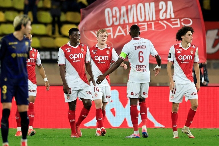 Monaco rebondit contre Reims avec un nouveau triplé de Biereth