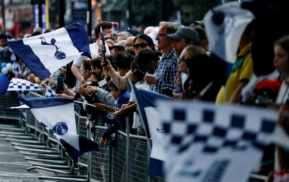 Les supporters de Tottenham ont afflué dans les rues du nord de Londres. AFP