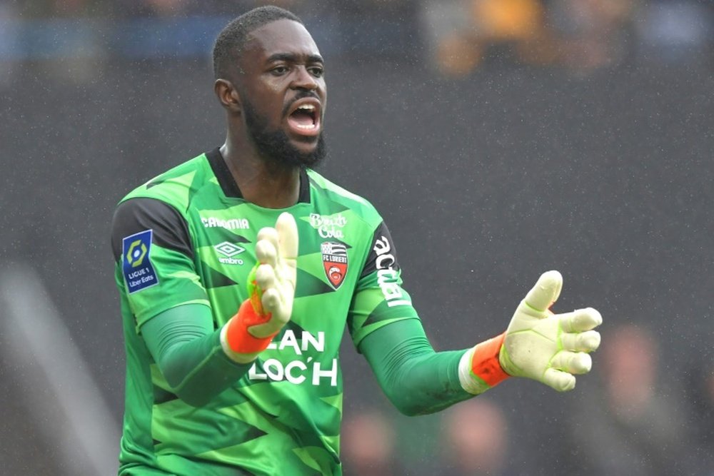 Yvon Mvogo, l'assurance de Lorient avec un oeil sur le Mondial. AFP