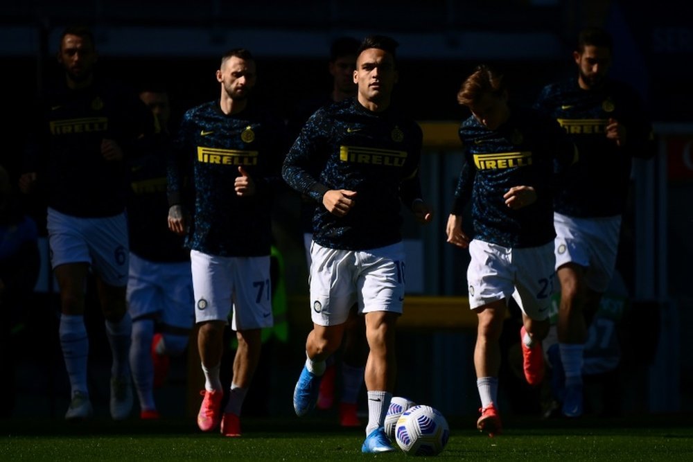 Tests Covid négatifs, les internationaux étrangers de l'Inter Milan libérés. AFP