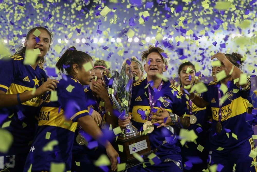 Boca Juniors premier champion d'Argentine féminin professionnel. afp