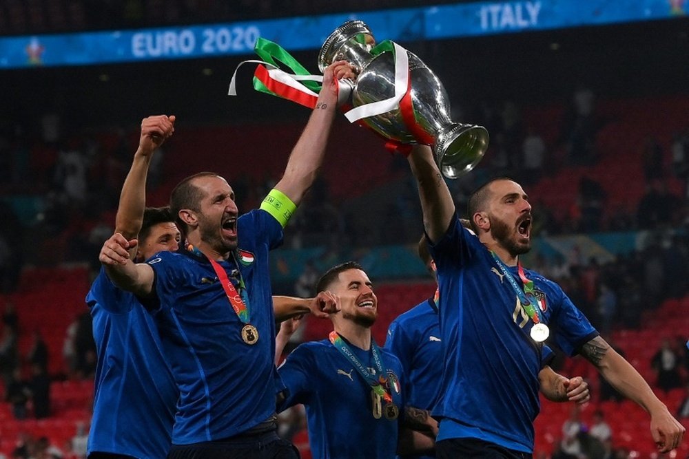 Giorgio Chiellini et Leonardo Bonucci avec l'Italie. AFP