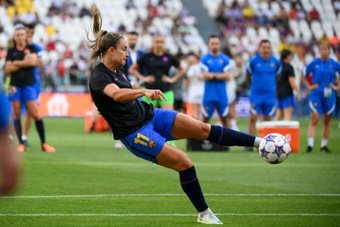 Les Barcelonaises, favorites de la Ligue des champions féminine après leur victoire à l'aller en demi-finale, reçoivent au Camp Nou jeudi (18h45) les Blues de Chelsea, tandis qu'Arsenal et Wolfsburg devront se départager lundi (18h45) pour une place en finale.