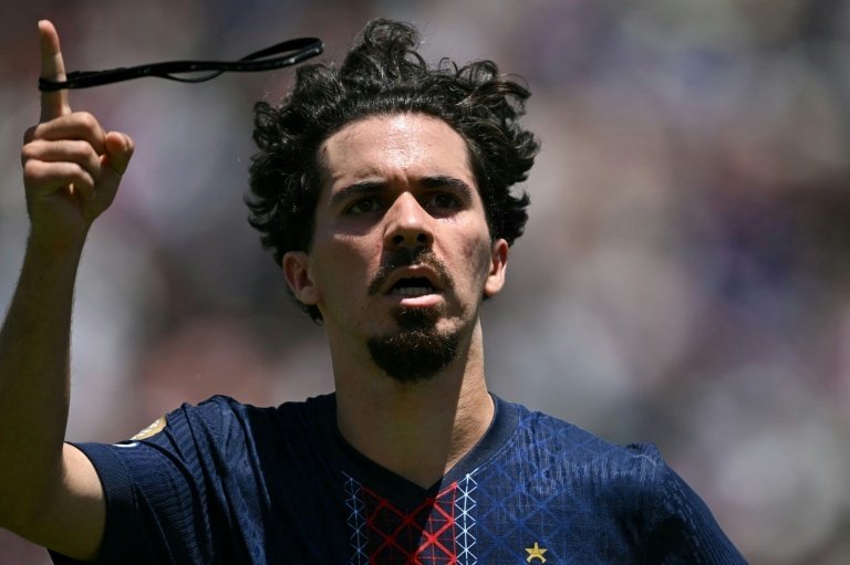 Le milieu de terrain du PSG étend son empire. AFP