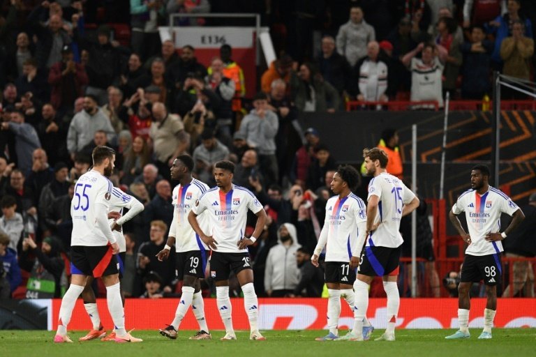 L'OL finit en enfer chez Manchester (5-4) en Ligue Europa