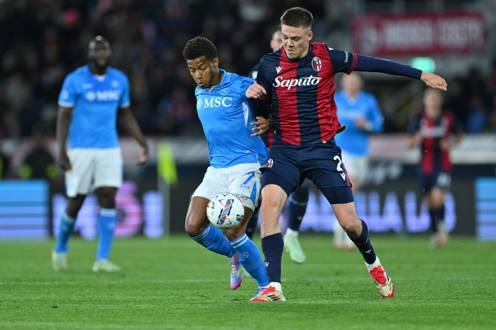 Bologne et Naples se neutralisent