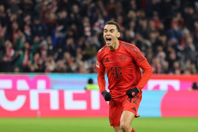 Le Bayern de Münich assomme Francfort et se rassure en tête