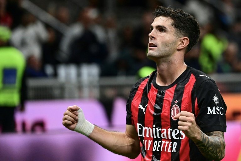 L'AC Milan stoppe Naples et passe en tête