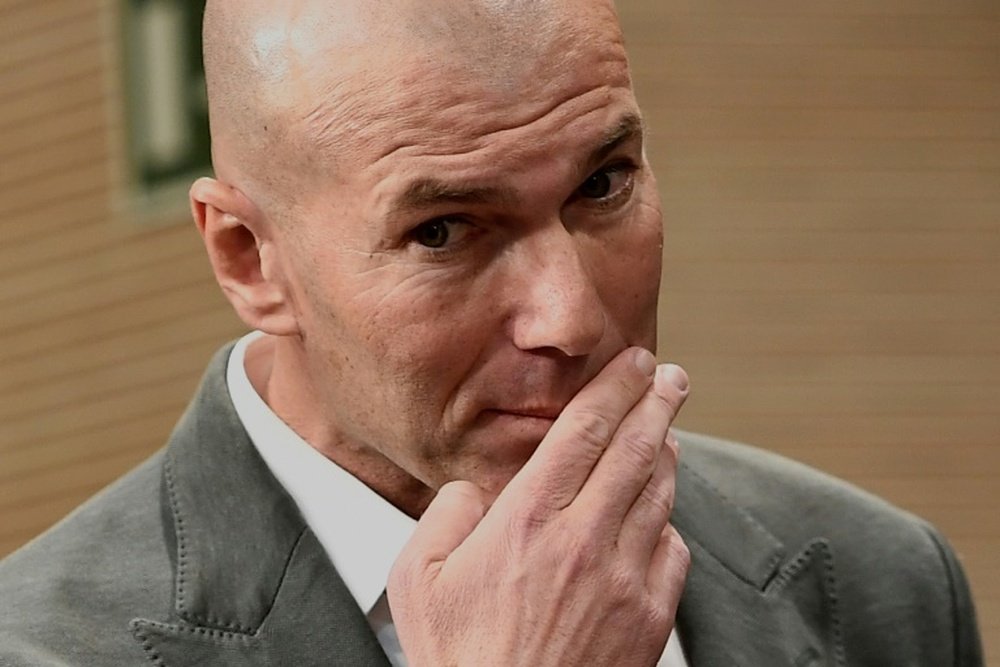 Le Français Zinédine Zidane, de nouveau entraîneur du Real Madrid, en conférence de presse. AFP
