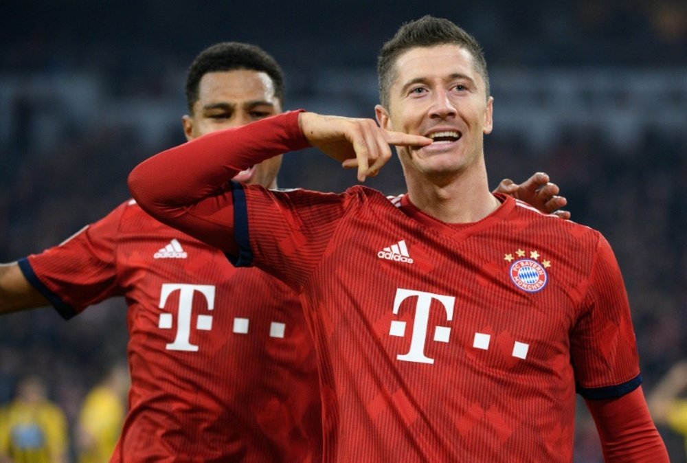 L'attaquant polonais du Bayern Munich Robert Lewandowski célèbre son but. AFP