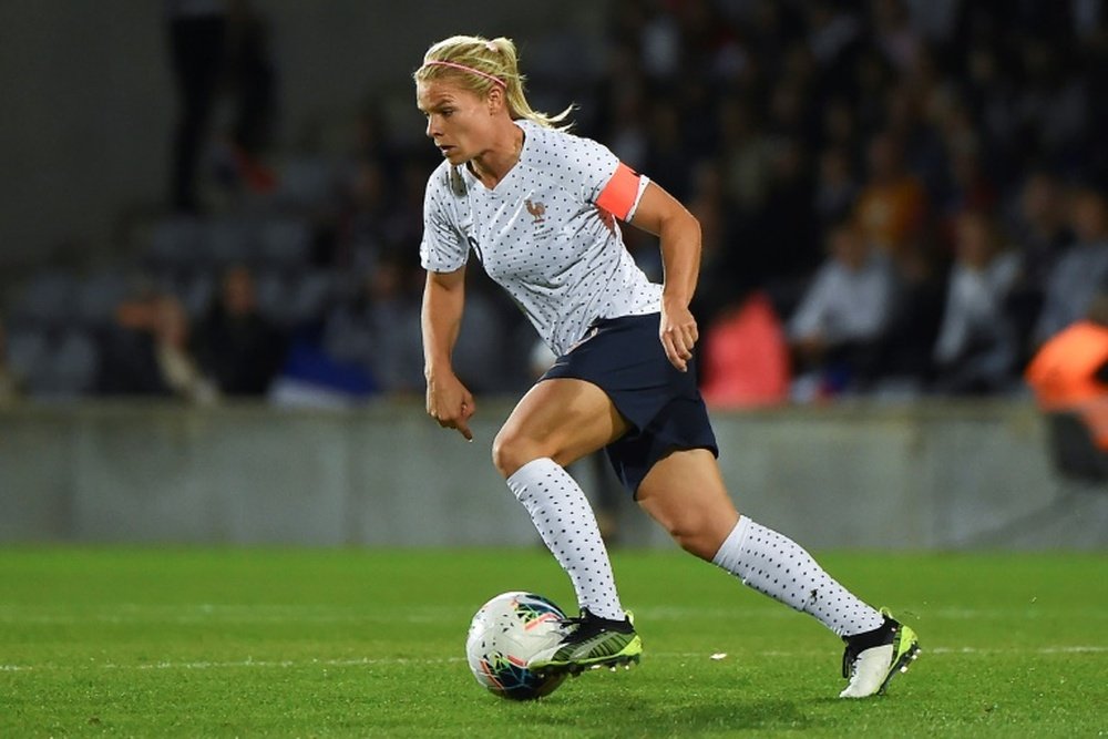 Les Bleues asphyxient l'Islande. AFP