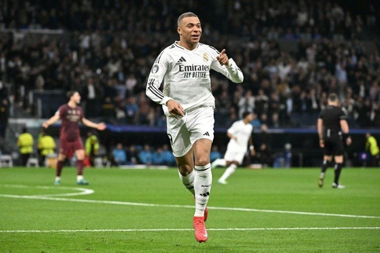 Mbappé-Griezmann, retrouvailles précoces de deux ambitieux