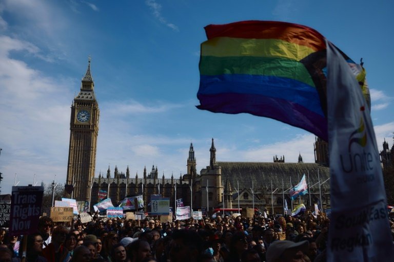 Les femmes transgenres privées de compétitions féminines en Angleterre. AFP