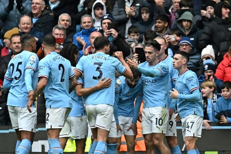 City remet la pression sur Arsenal, Newcastle s'enlise