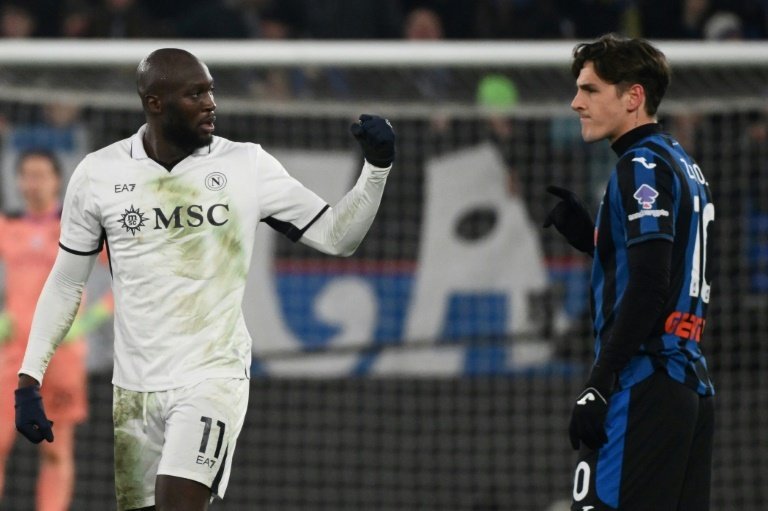 Naples prend le large, la Juventus assomme l'AC Milan