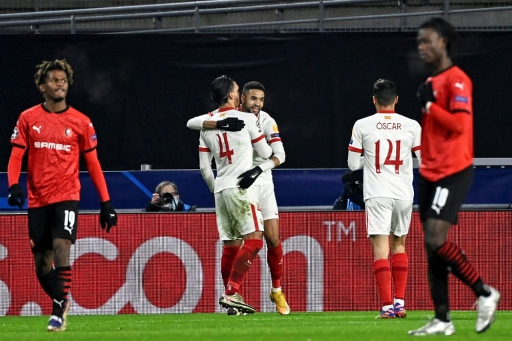 Rennes rate sa sortie, battu 3-1 par Séville. AFP