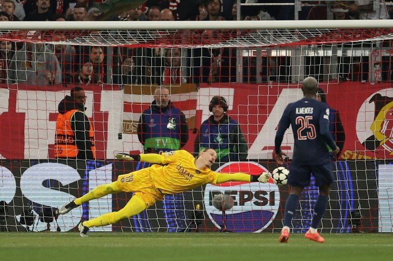 Safonov, pari tenté et pari raté pour Luis Enrique dans les buts parisiens