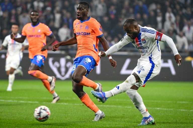 Drôle de défi pour l'OL à Marseille, le PSG prolonge la C1 à Brest