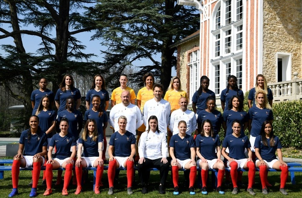 L'équipe de France féminine, le 2 avril 2019 à Clairefontaine. AFP