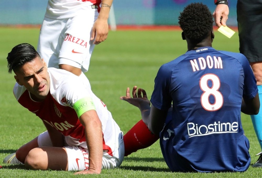 Falcao victime d'une élongation de ladducteur droit durant le match de Ligue 1 face à Caen. AFP