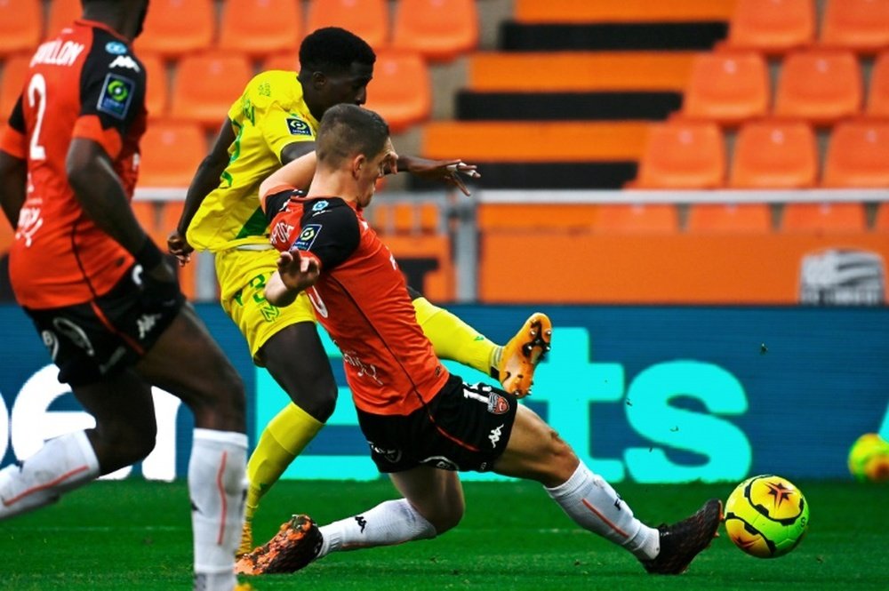 Nantes retrouve des couleurs en battant Lorient 2-0. AFP