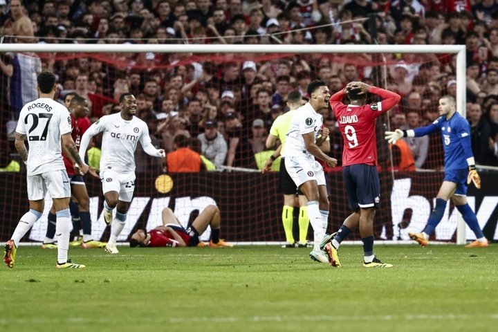 Au bout de l'effort, Lille éliminé par Aston Villa et Martinez. AFP