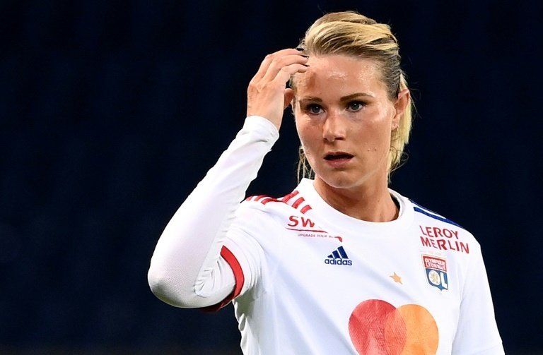 Lyon file sans éclat et sans peur en 8e de finale