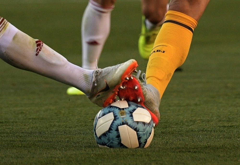 Ligue 2: Lens reprend les rênes de la L2 en battant Rodez 2 à 1. AFP