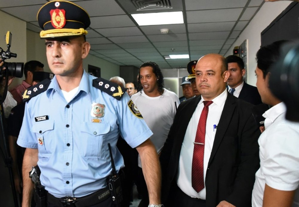 Le Brésilien Ronaldinho et son frère arrêtés au Paraguay. AFP